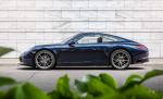 Porsche 911 Carrera Coupe 2016 года (US)